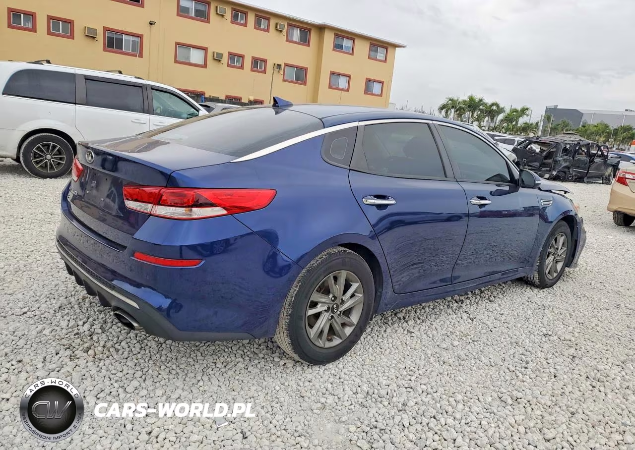 2019 Kia Optima Lx VIN:5XXGT4L33KG319395 - 3