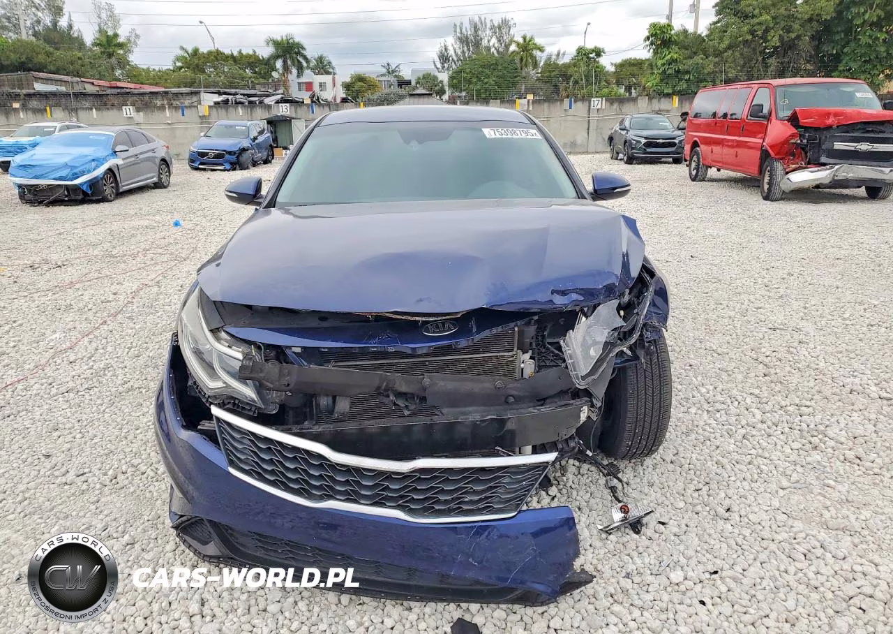 2019 Kia Optima Lx VIN:5XXGT4L33KG319395 - 5