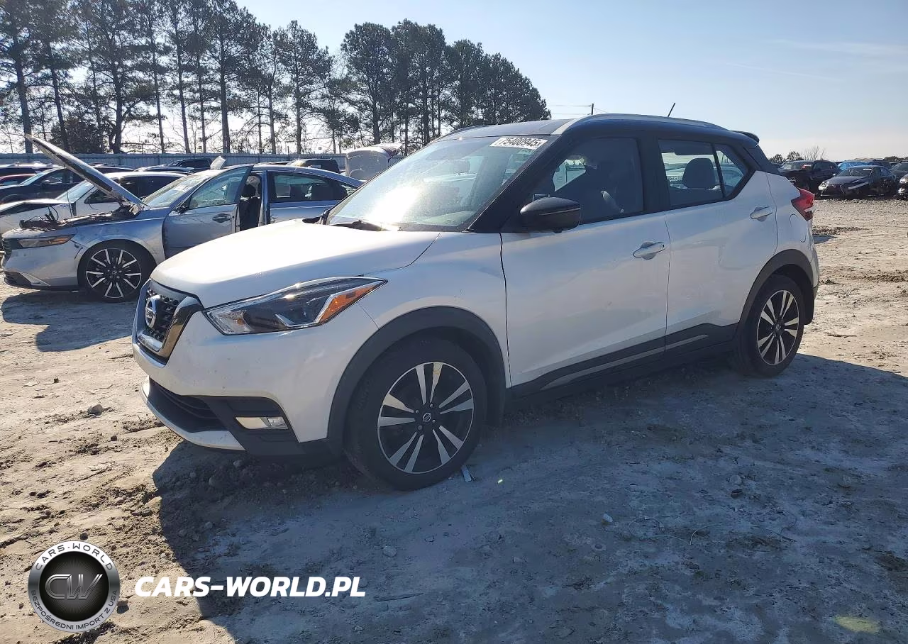 2019 Nissan Kicks S