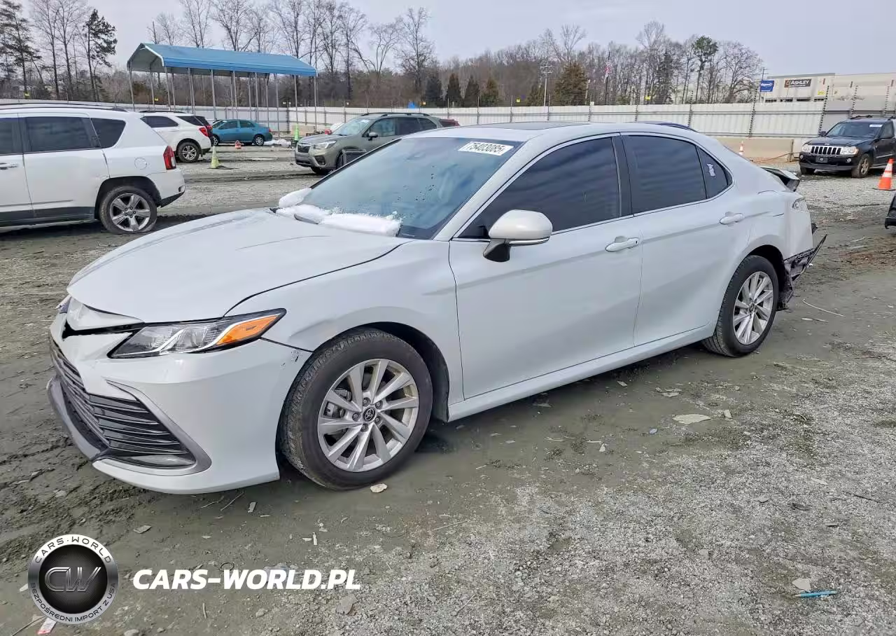 2024 Toyota Camry Le