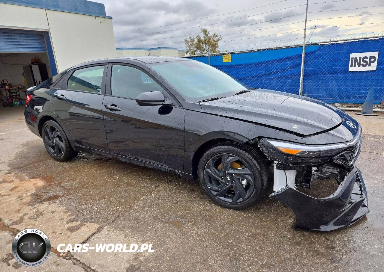 2026 Hyundai Elantra Sel Sport VIN:KMHLM4DG1TU272176 - 4