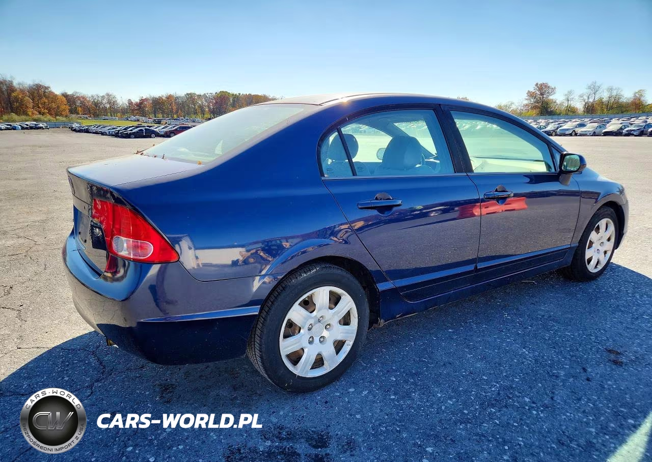 2008 Honda Civic Lx VIN:1HGFA16528L047445 - 3