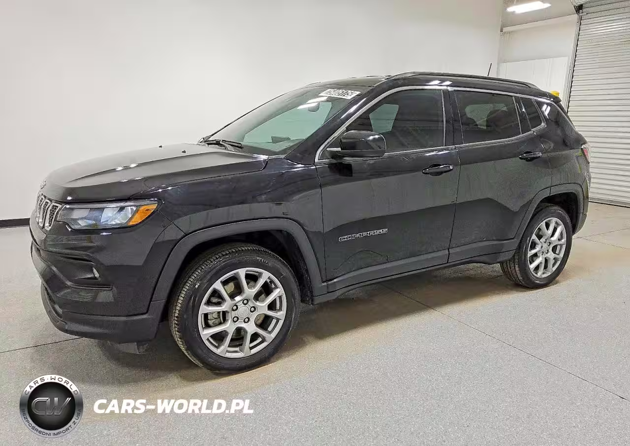 2023 Jeep Compass Latitude Lux