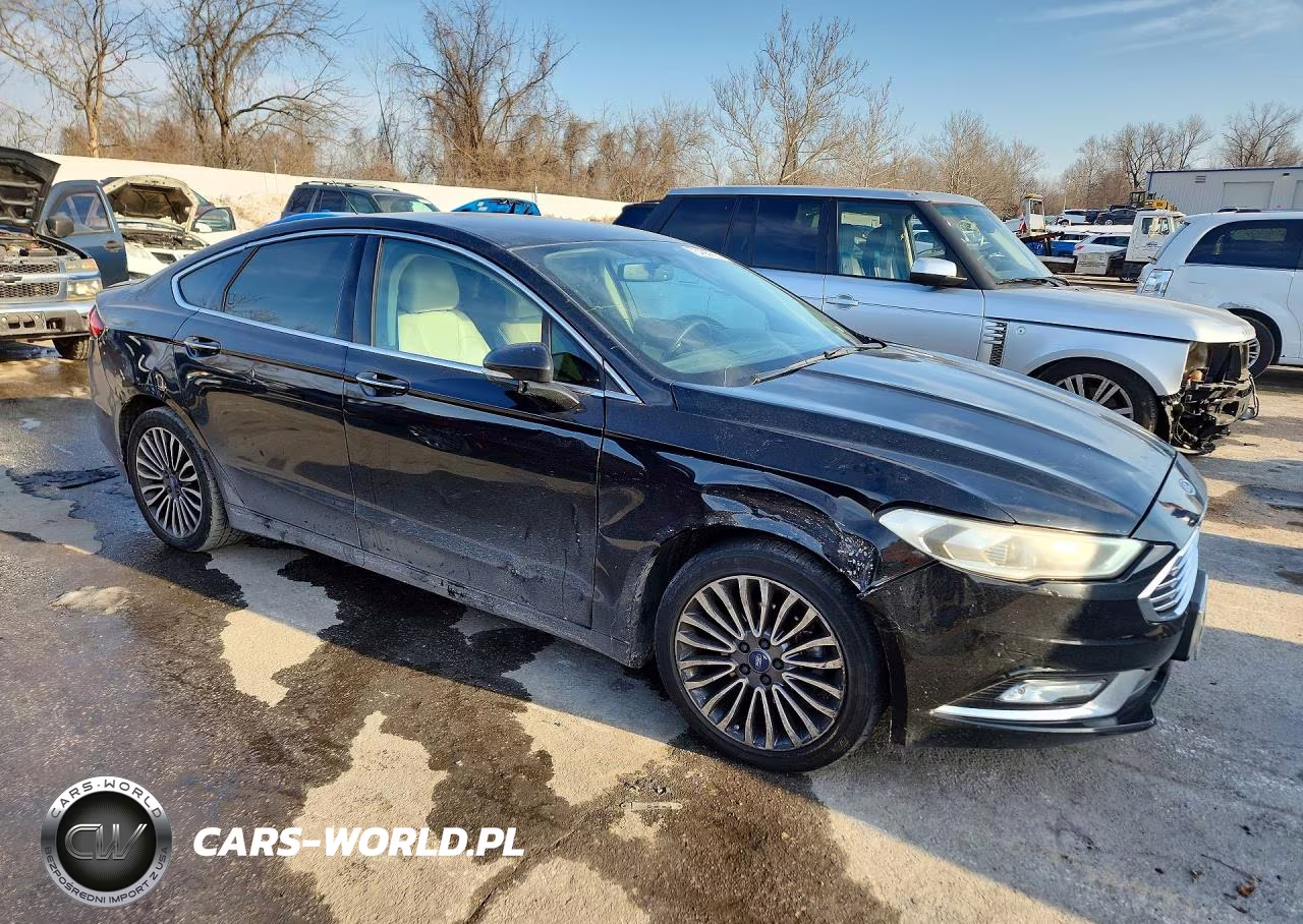 2017 Ford Fusion Titanium VIN:3FA6P0K97HR146933 - 4