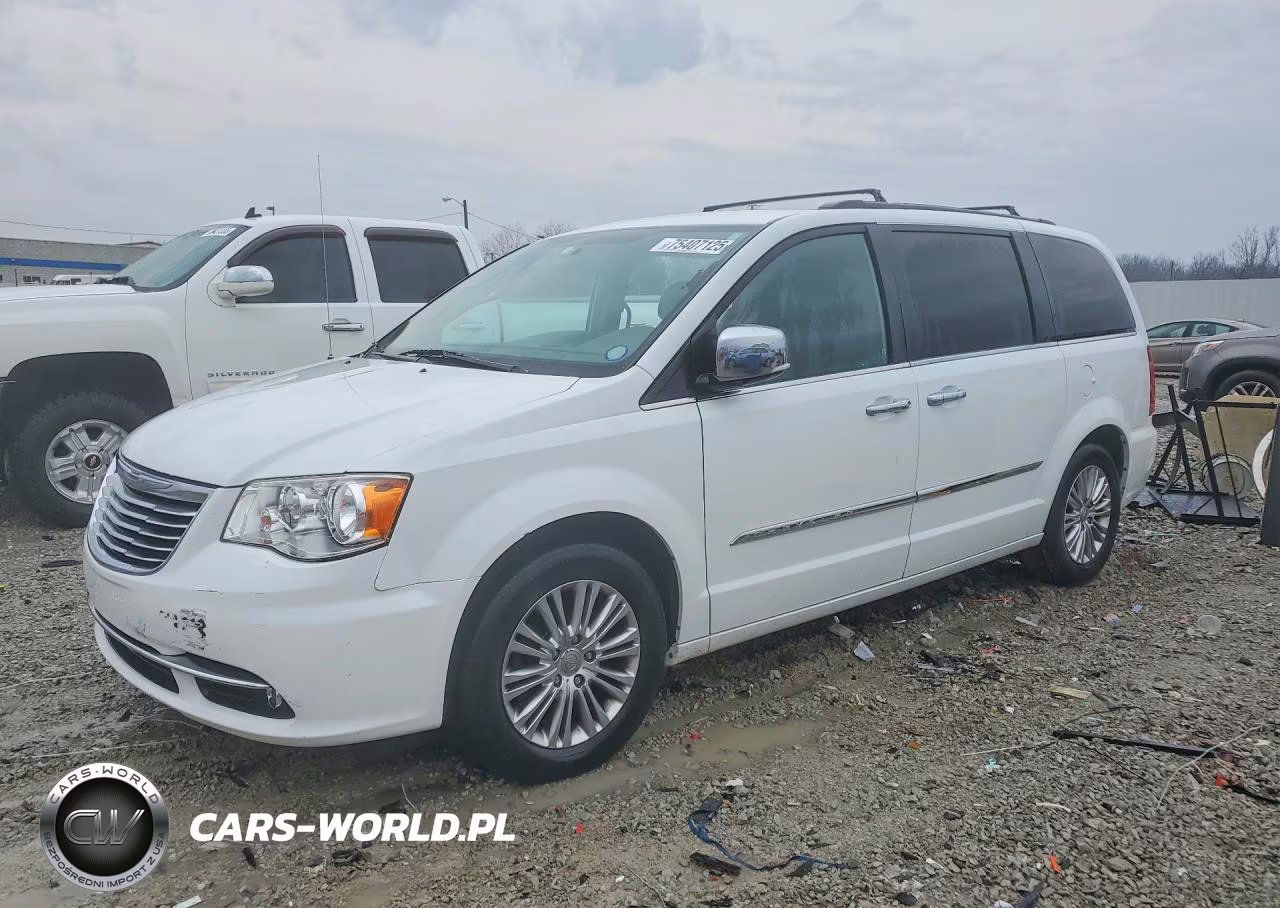 2015 Chrysler Town & Country Touring L