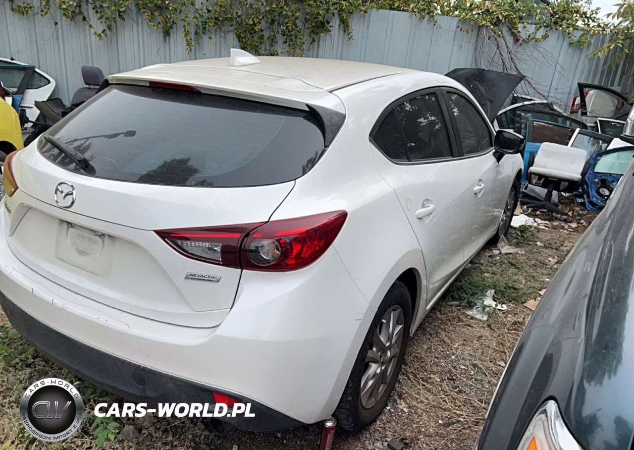2016 Mazda 3 Touring VIN:3MZBM1M78GM323629 - 4