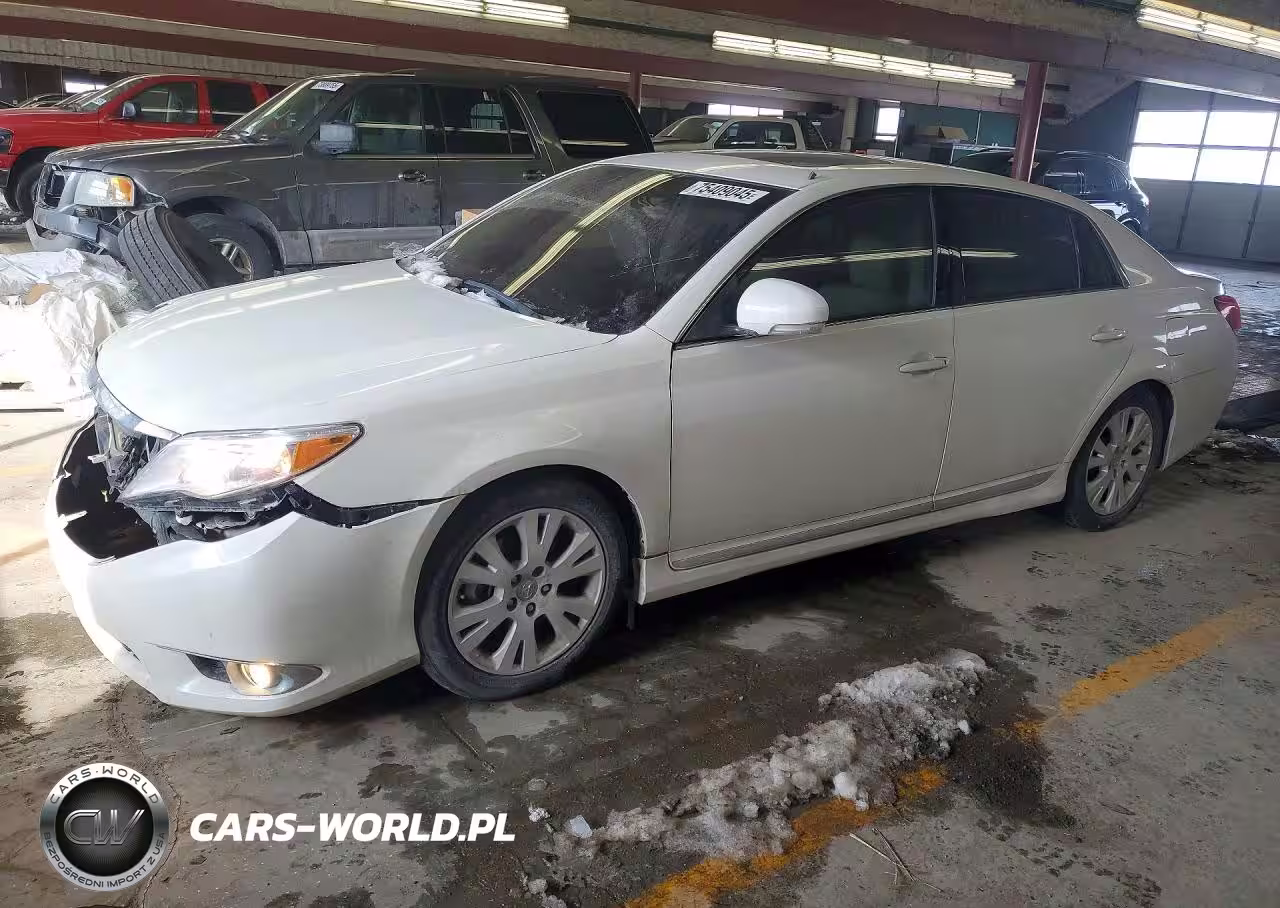 2011 Toyota Avalon Base