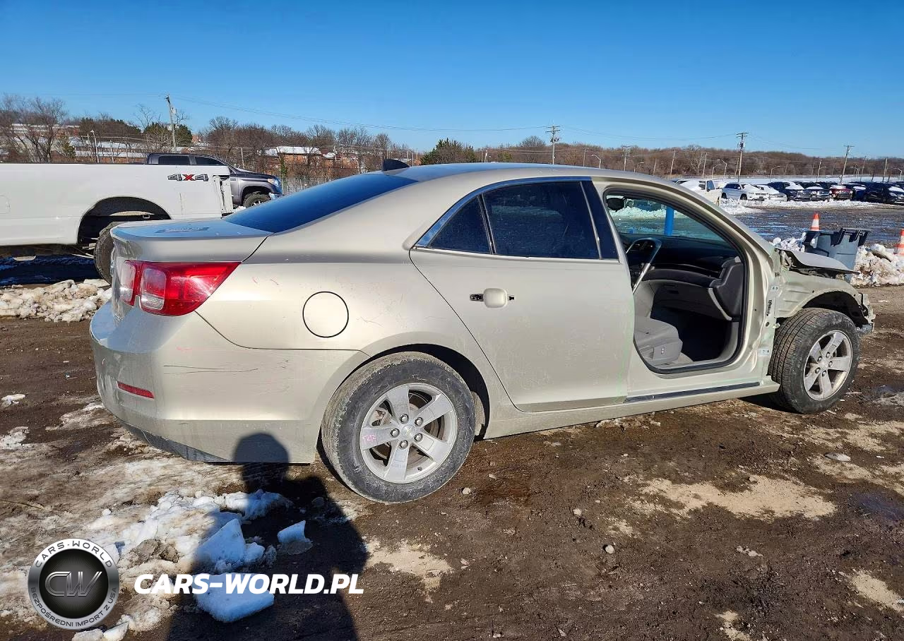 2014 Chevrolet Malibu Ls VIN:1G11B5SL4EF202467 - 3