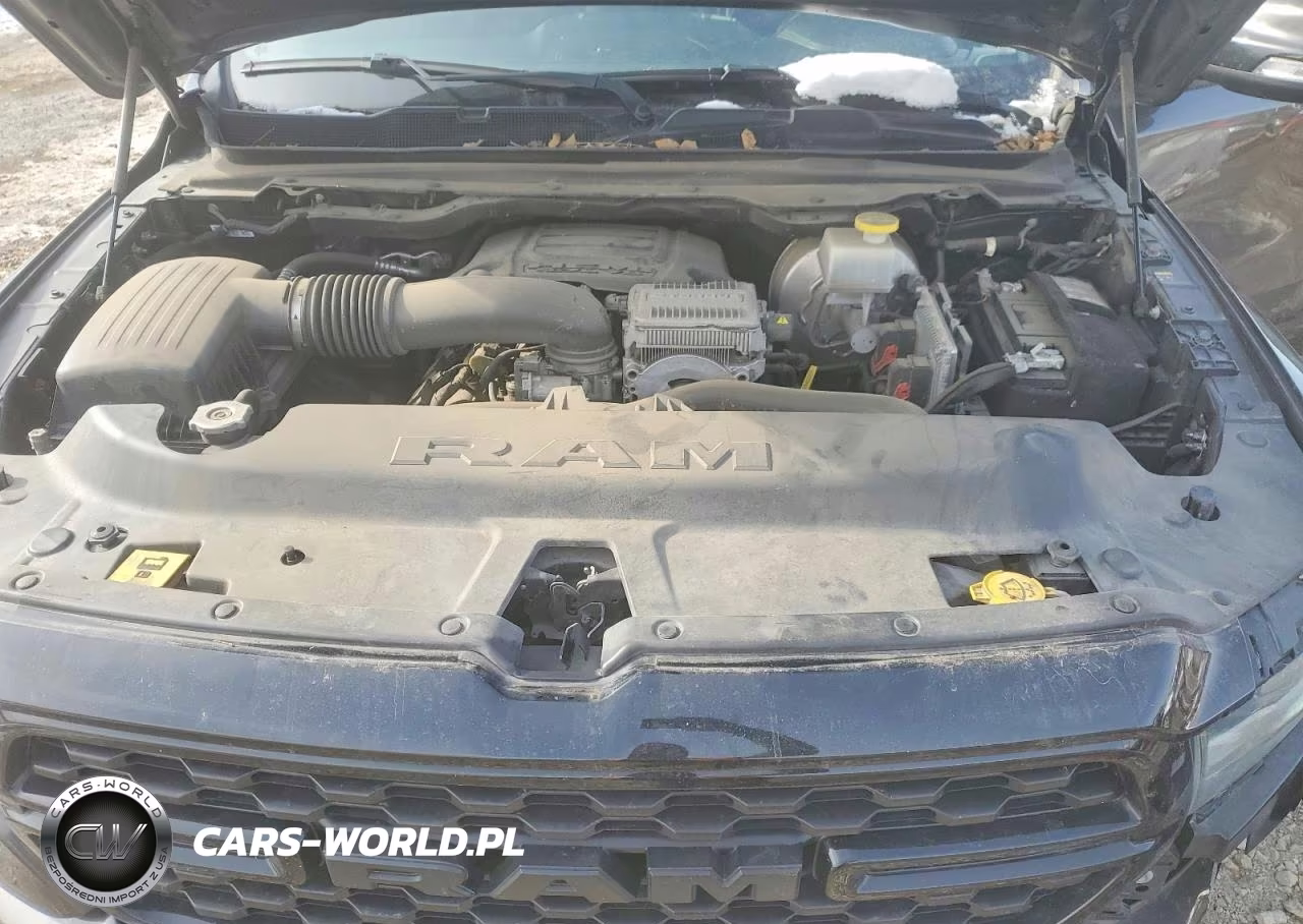 2022 Ram 1500 Laramie VIN:1C6RREJT3NN479602 - 11