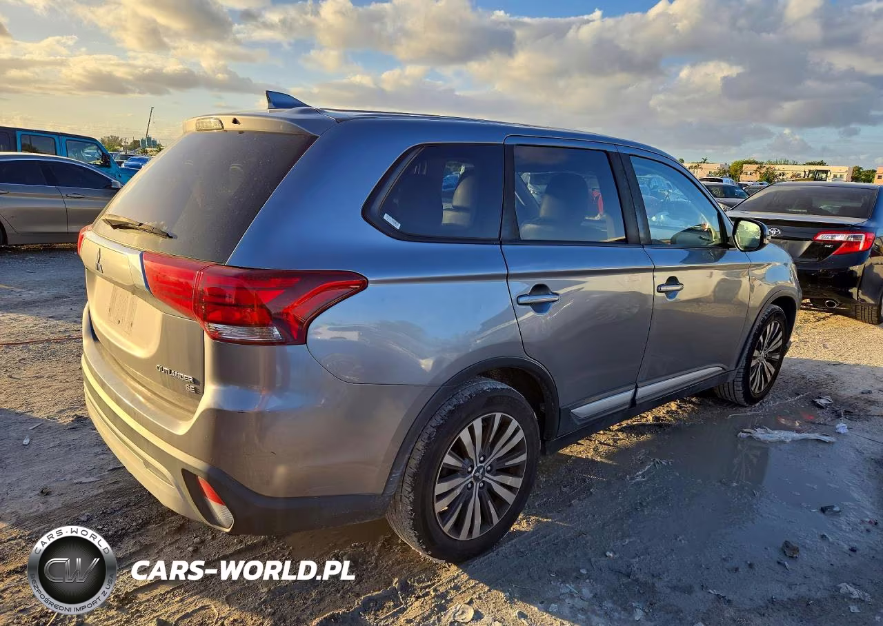 2019 Mitsubishi Outlander Se VIN:JA4AD3A3XKZ027749 - 3
