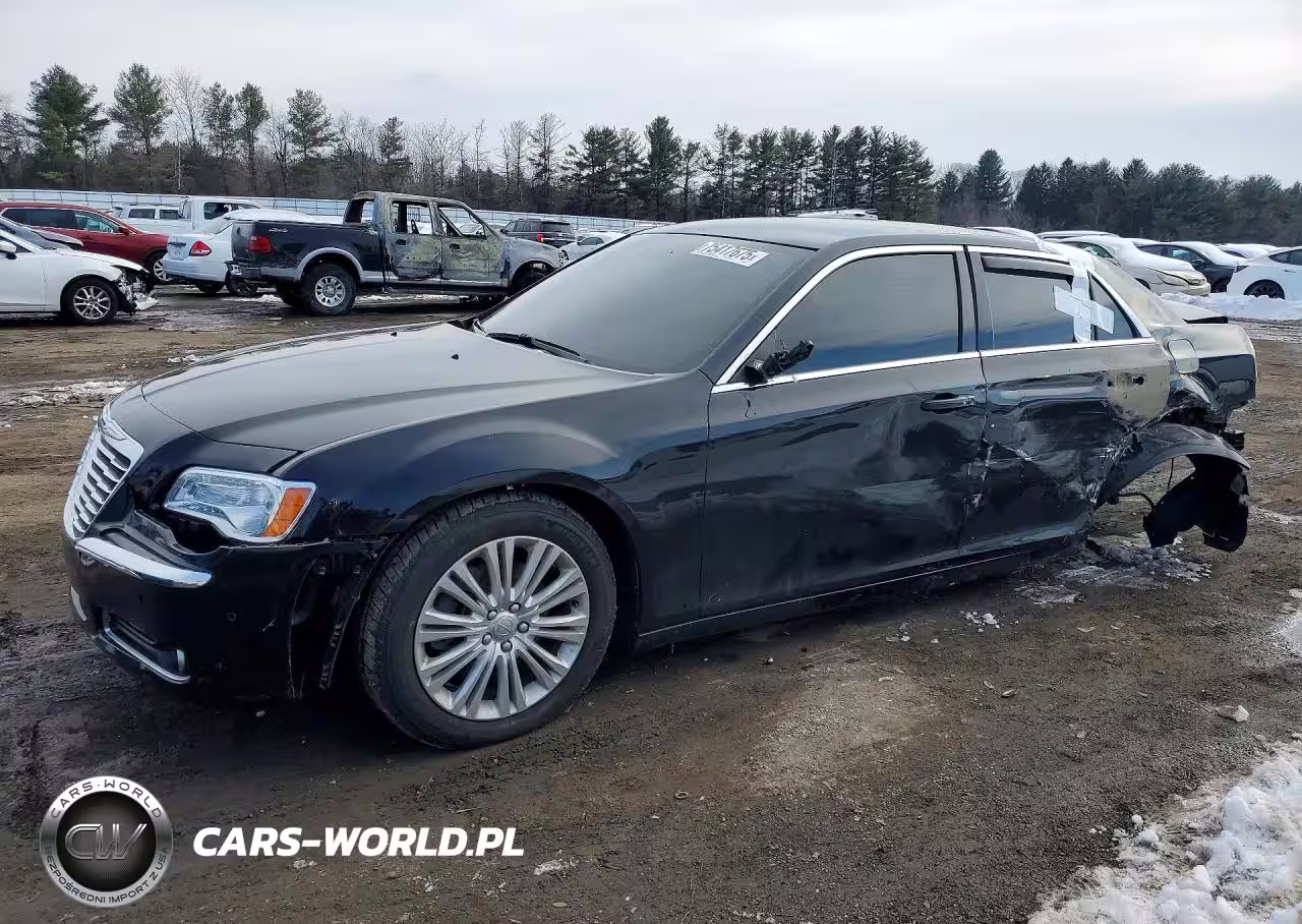 2013 Chrysler 300C Luxury
