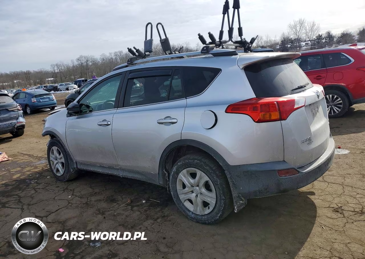 2015 Toyota Rav4 Le VIN:2T3BFREV3FW326914 - 2