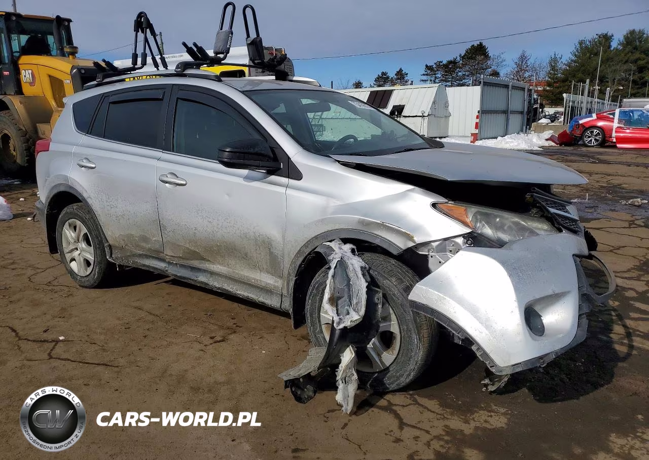 2015 Toyota Rav4 Le VIN:2T3BFREV3FW326914 - 4
