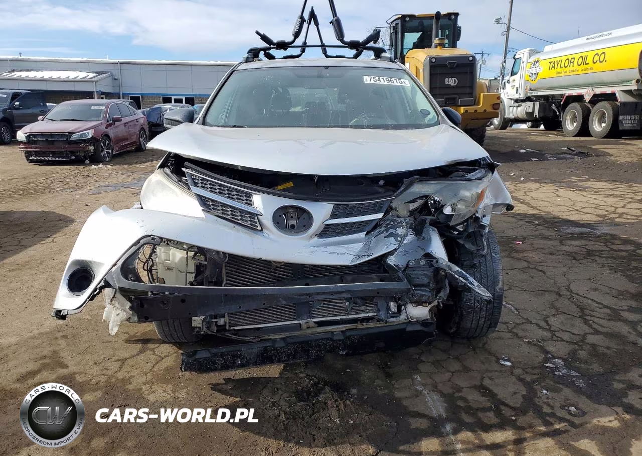 2015 Toyota Rav4 Le VIN:2T3BFREV3FW326914 - 5