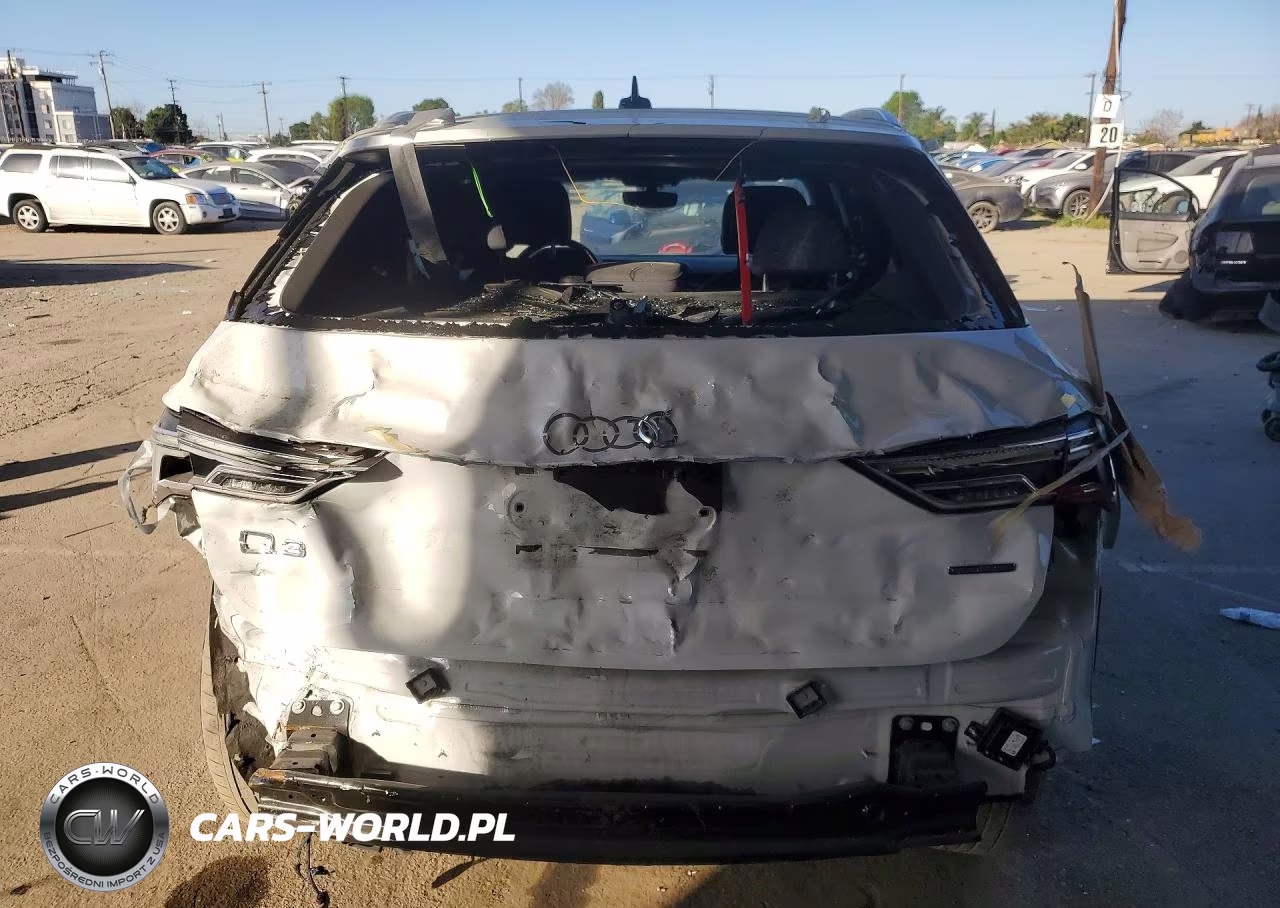 2020 Audi Q3 Premium VIN:WA1AECF3XL1022721 - 6