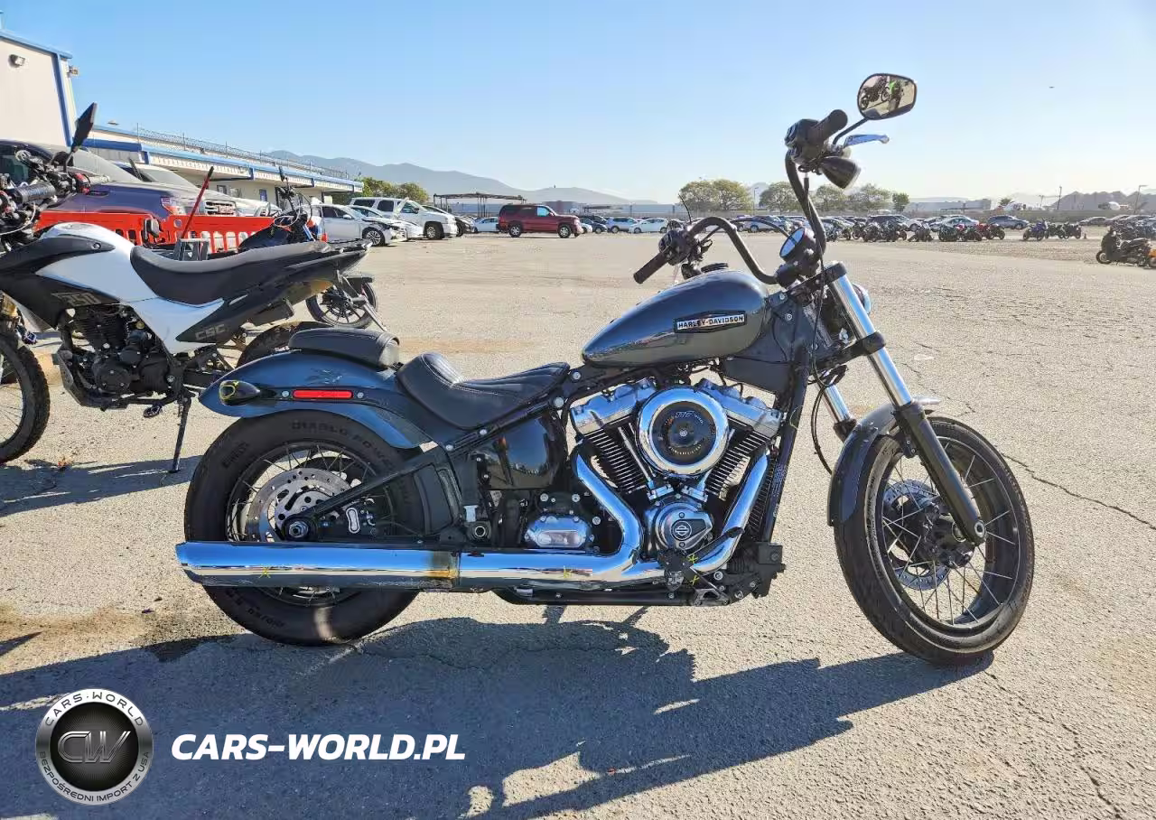 2025 Harley-Davidson Fxbb