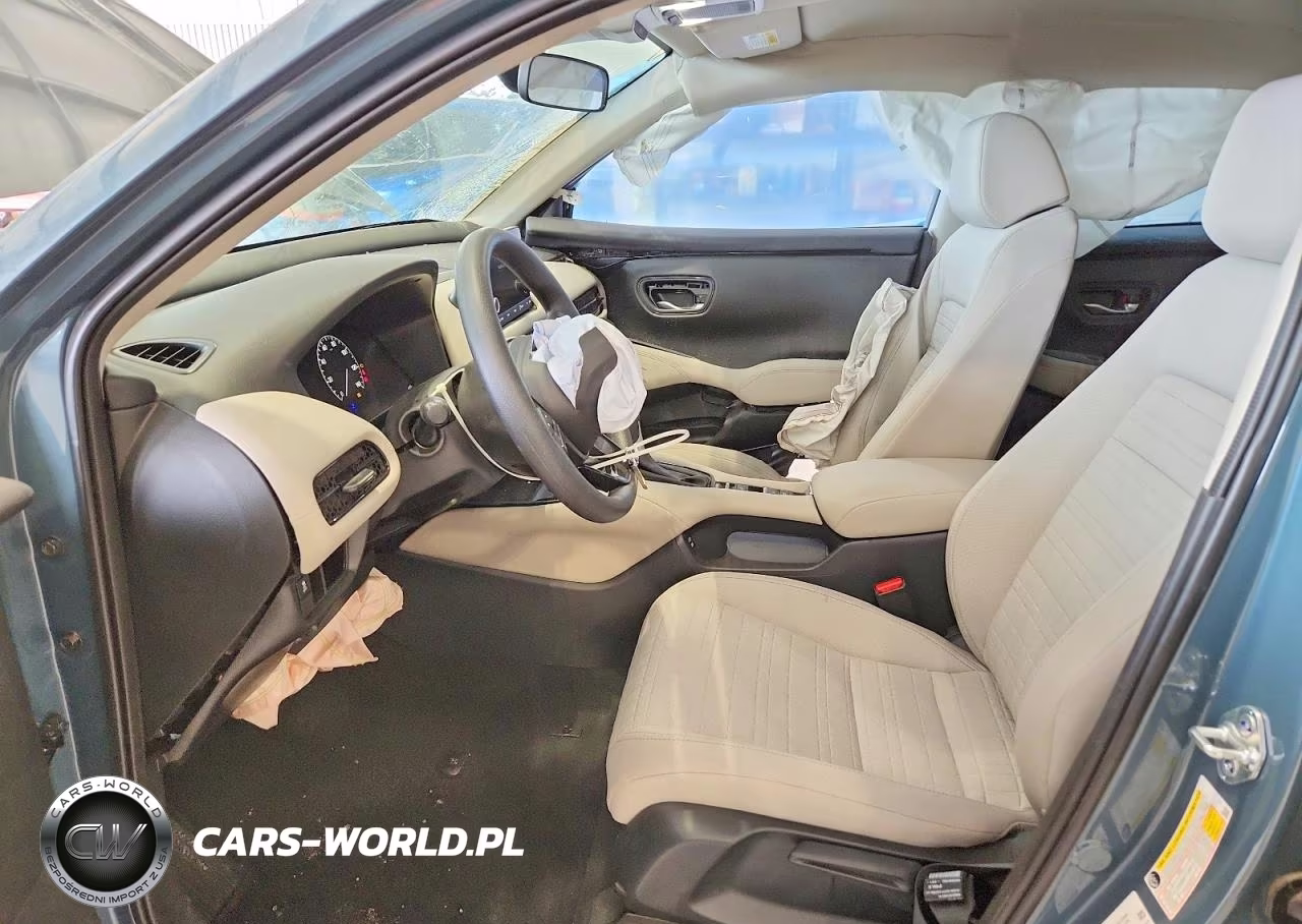 2025 Honda Hr-V Lx VIN:3CZRZ2H33SM790556 - 7