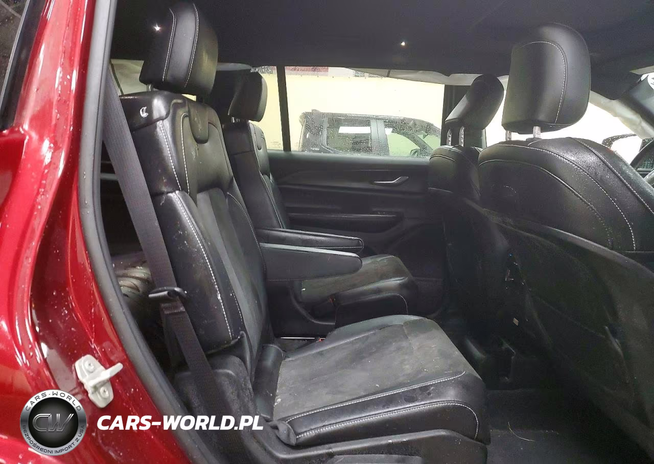 2024 Jeep Grand Cherokee L Laredo VIN:1C4RJKAG2R8523062 - 11
