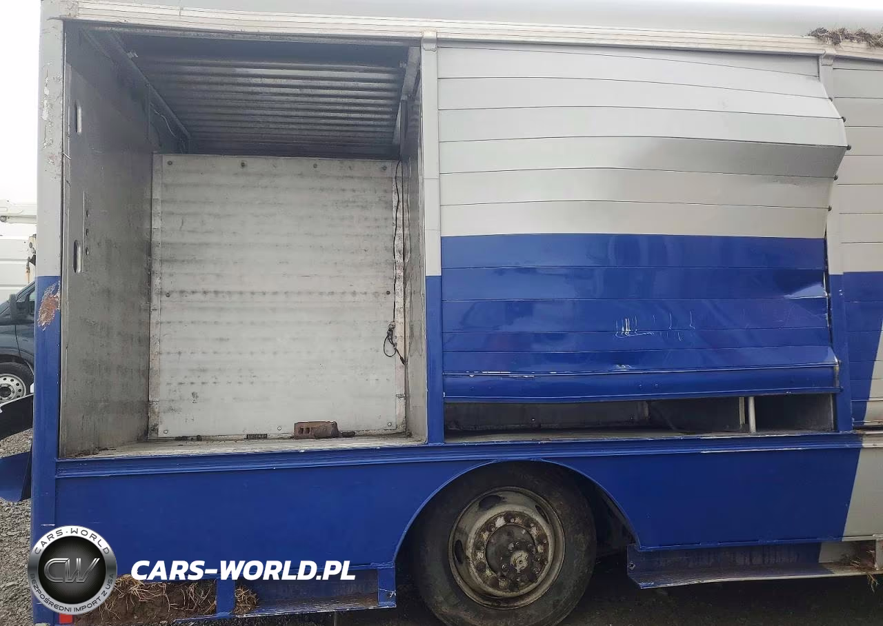 2019 International 4300 Delivery Truck VIN:1HTMNMML6KH244998 - 10