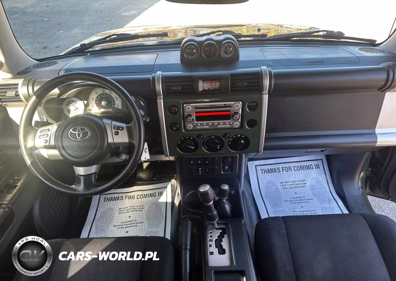 2014 Toyota Fj Cruiser Base VIN:JTEBU4BF8EK201495 - 9