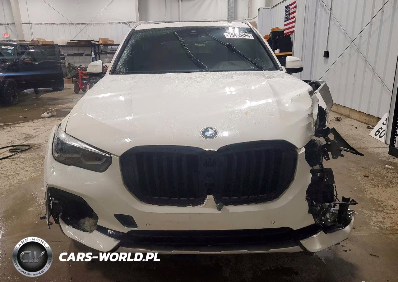 2022 BMW X5 xDrive40I VIN:5UXCR6C05N9K73082 - 5