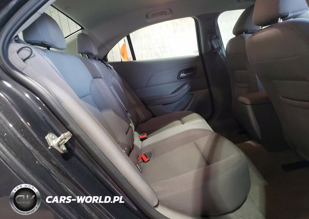 2014 Chevrolet Malibu Ls VIN:1G11B5SLXEF158605 - 10