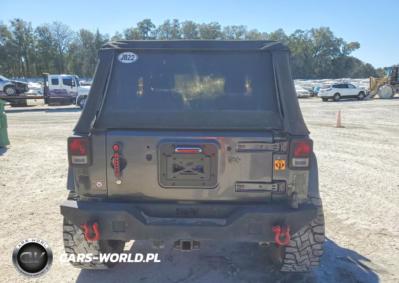 2014 Jeep Wrangler Rubicon VIN:1C4BJWCG3EL219736 - 6