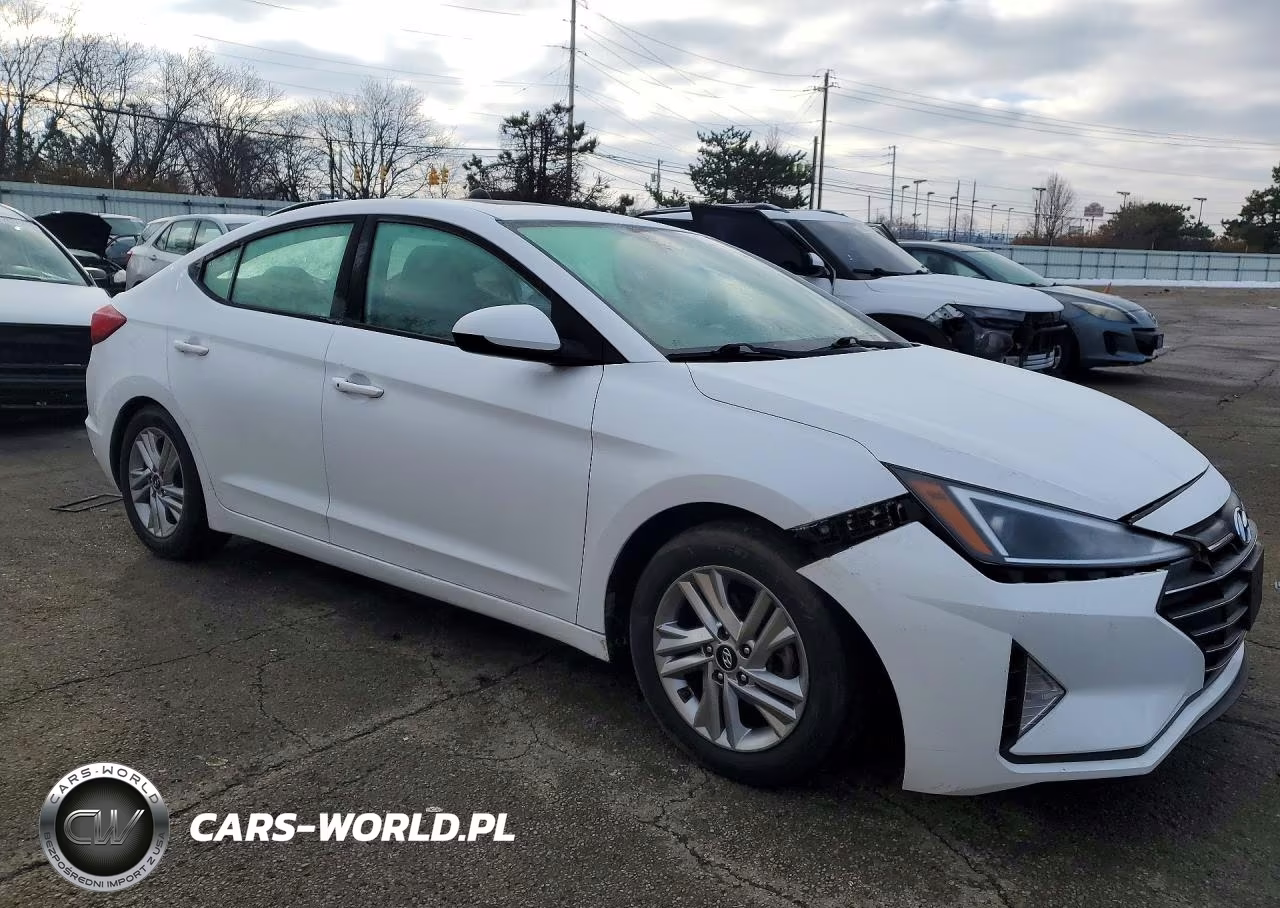 2020 Hyundai Elantra Sel VIN:5NPD84LF1LH537713 - 4