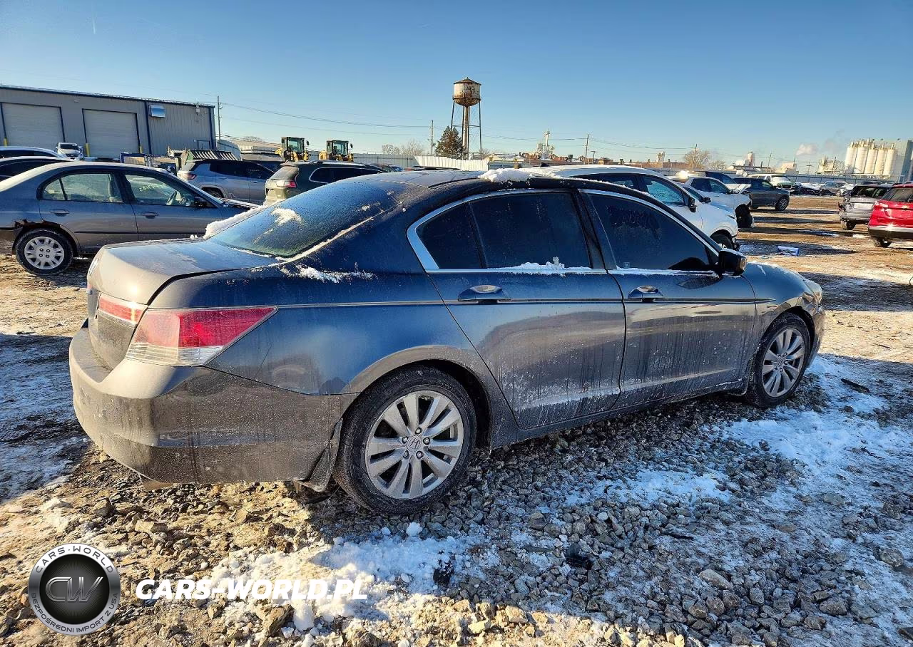 2012 Honda Accord Ex VIN:1HGCP2F70CA106117 - 3