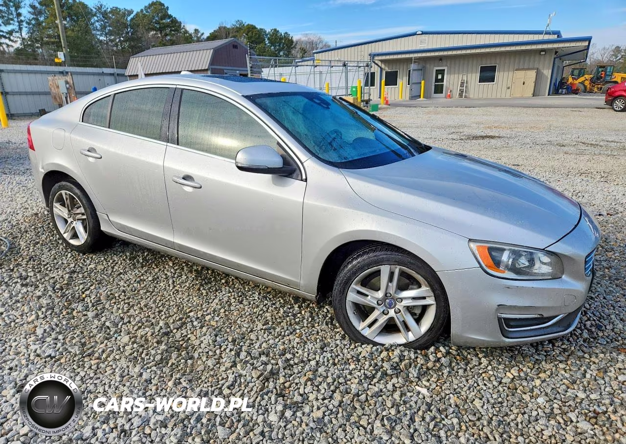 2015 Volvo S60 Premier VIN:YV140MFB0F1308980 - 4