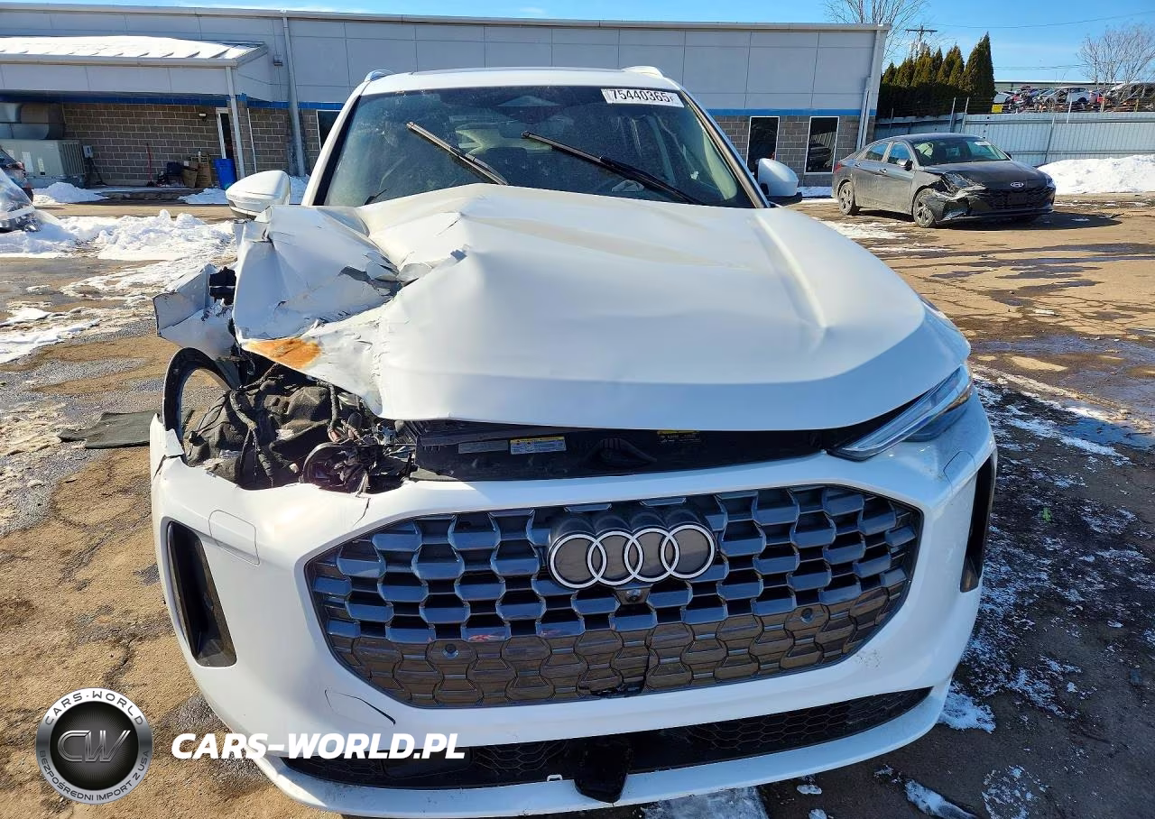 2025 Audi Q5 Premium Plus VIN:WA12AAGU3S2024878 - 5