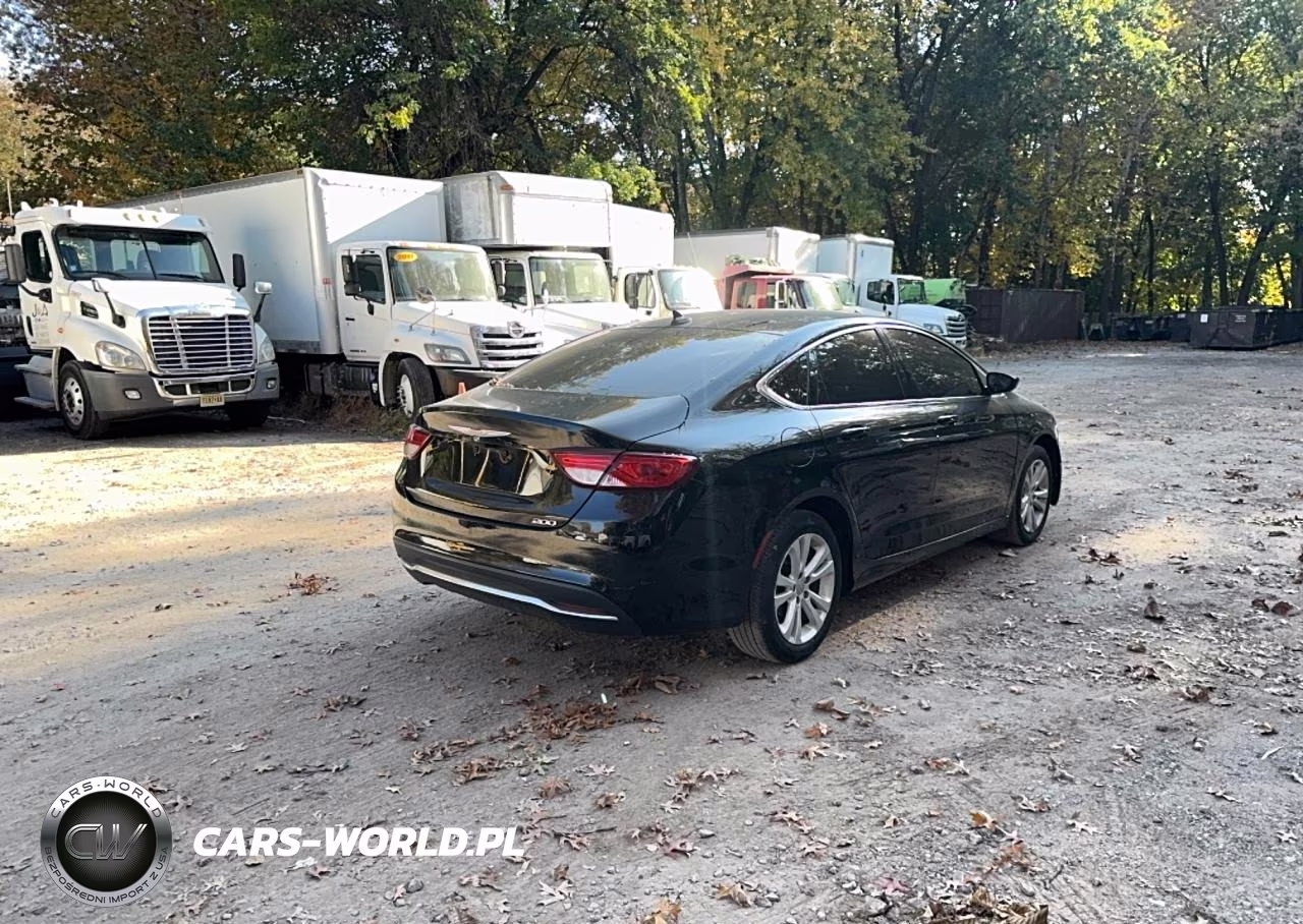 2016 Chrysler 200 Limited VIN:1C3CCCAB5GN194046 - 4