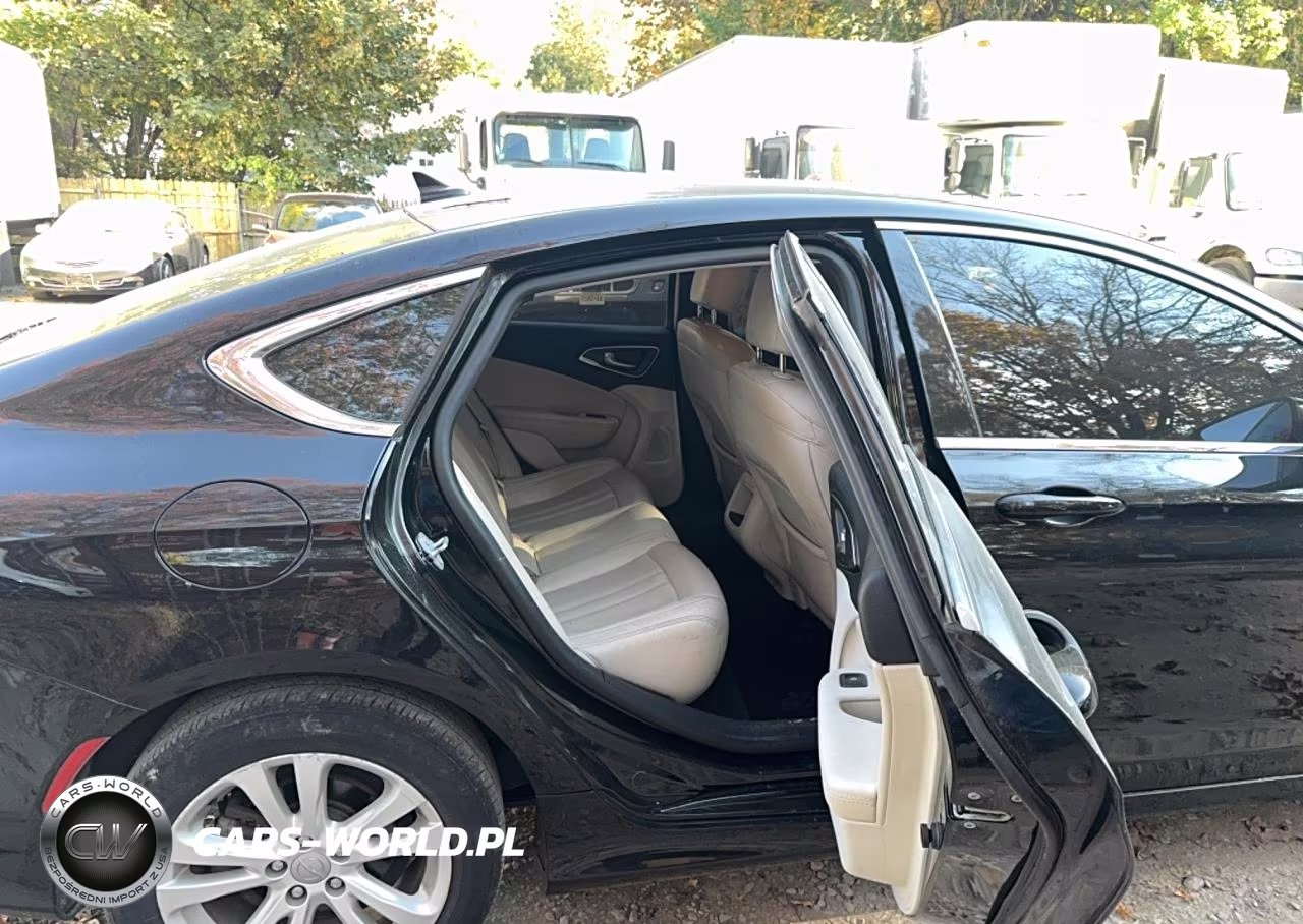 2016 Chrysler 200 Limited VIN:1C3CCCAB5GN194046 - 6