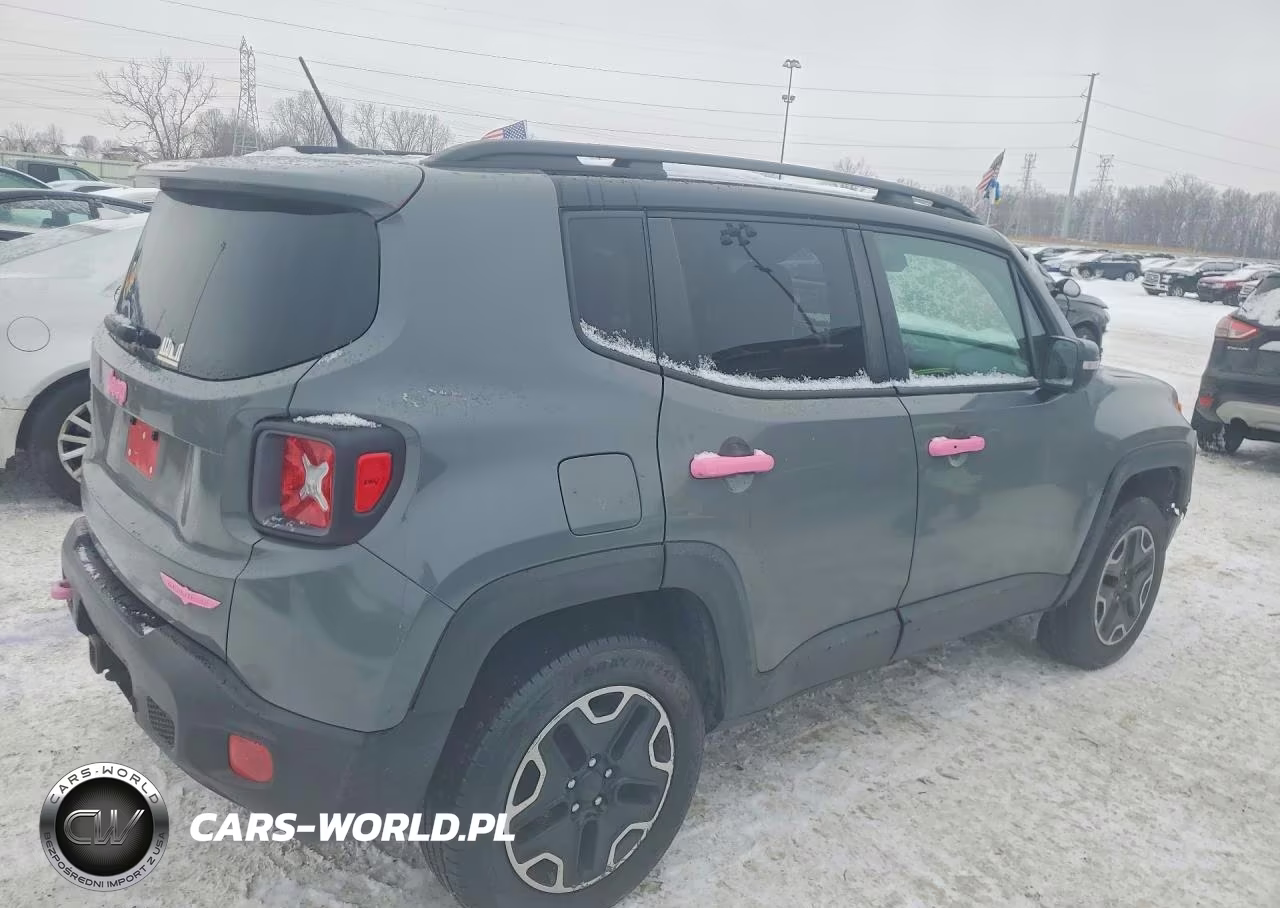 2016 Jeep Renegade Trailhawk VIN:ZACCJBCT3GPD19716 - 3