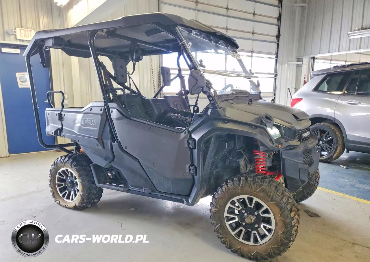2018 Honda Pioneer 1000 Utility Vehicle