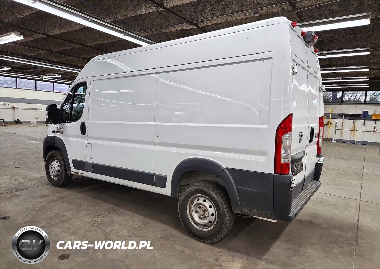 2018 Ram Promaster 1500 1500 High VIN:3C6TRVBG2JE157880 - 2