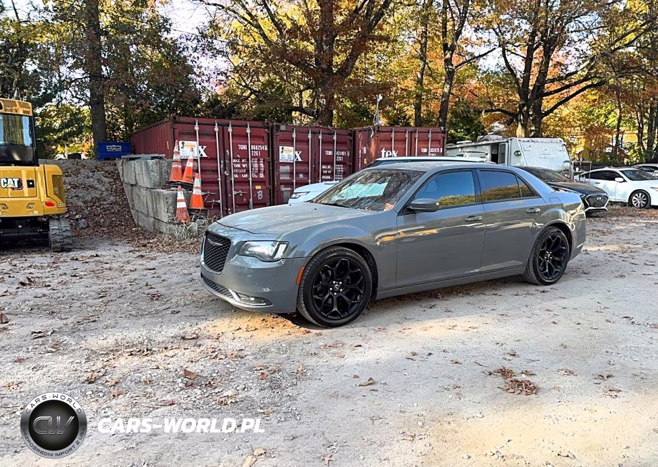2019 Chrysler 300 S VIN:2C3CCABG7KH637281 - 2