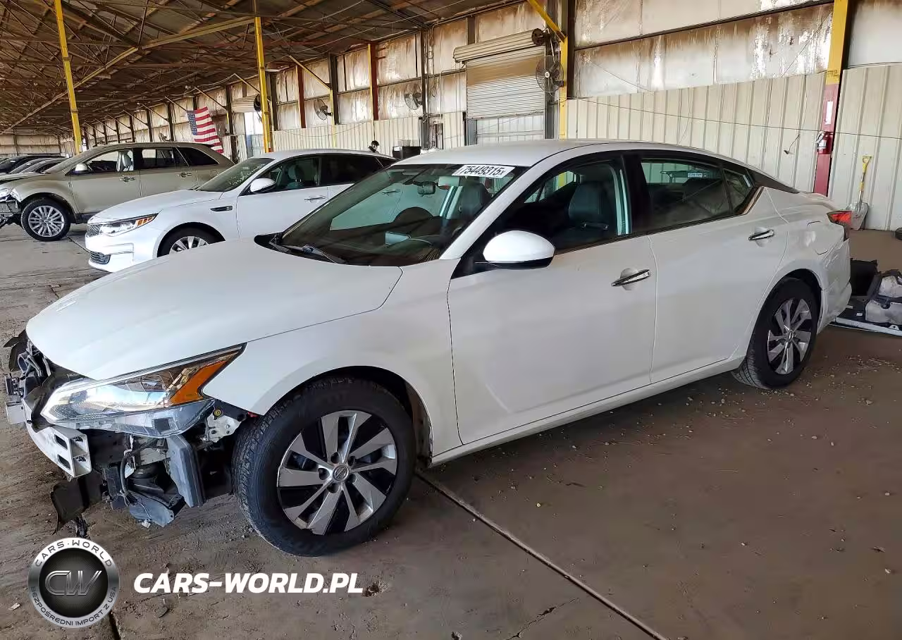 2020 Niss Altima 2.5 S