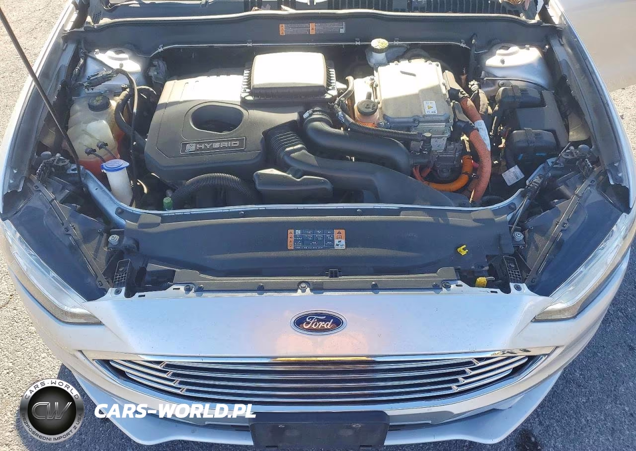 2018 Ford Fusion S Hybrid VIN:3FA6P0UU0JR242703 - 11