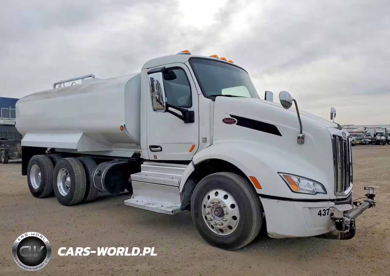 2021 Peterbilt 579 Water Truck
