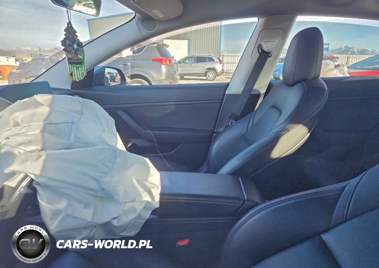 2021 Tesla Model 3 VIN:5YJ3E1EBXMF836727 - 7