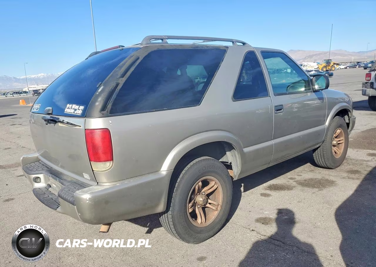 2000 GMC Jimmy VIN:1GKCS18W6YK221564 - 3