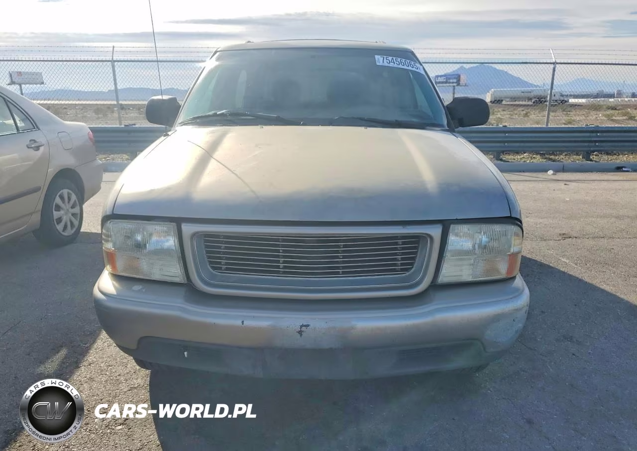 2000 GMC Jimmy VIN:1GKCS18W6YK221564 - 5