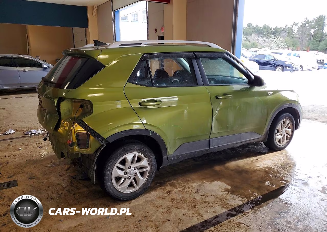 2020 Hyundai Venue Sel VIN:KMHRC8A30LU016939 - 3
