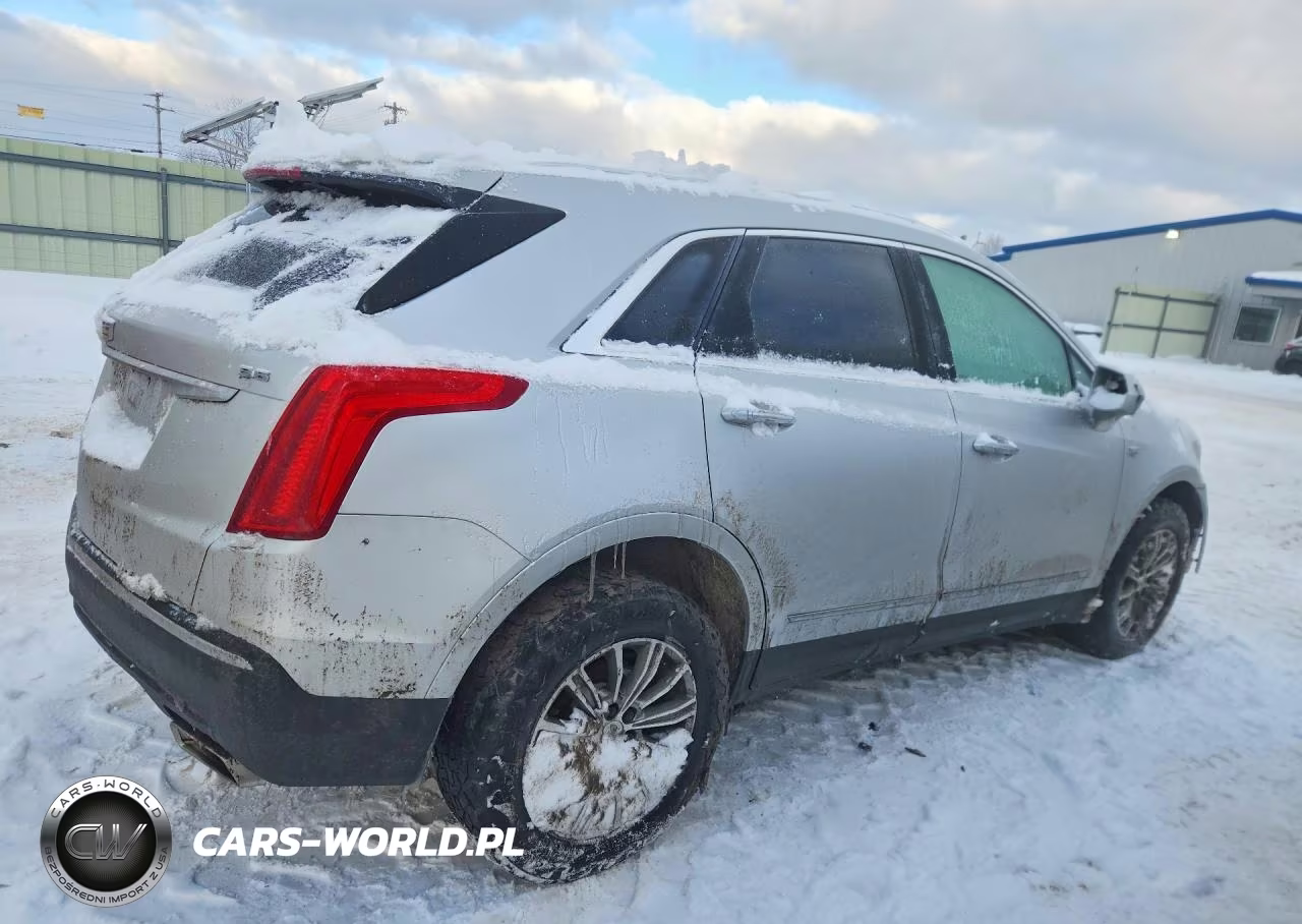 2018 Cadillac Xt5 Luxury VIN:1GYKNDRS9JZ185582 - 3