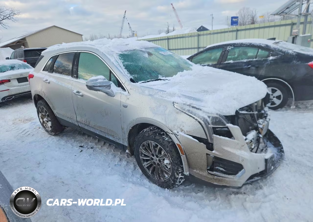 2018 Cadillac Xt5 Luxury VIN:1GYKNDRS9JZ185582 - 4