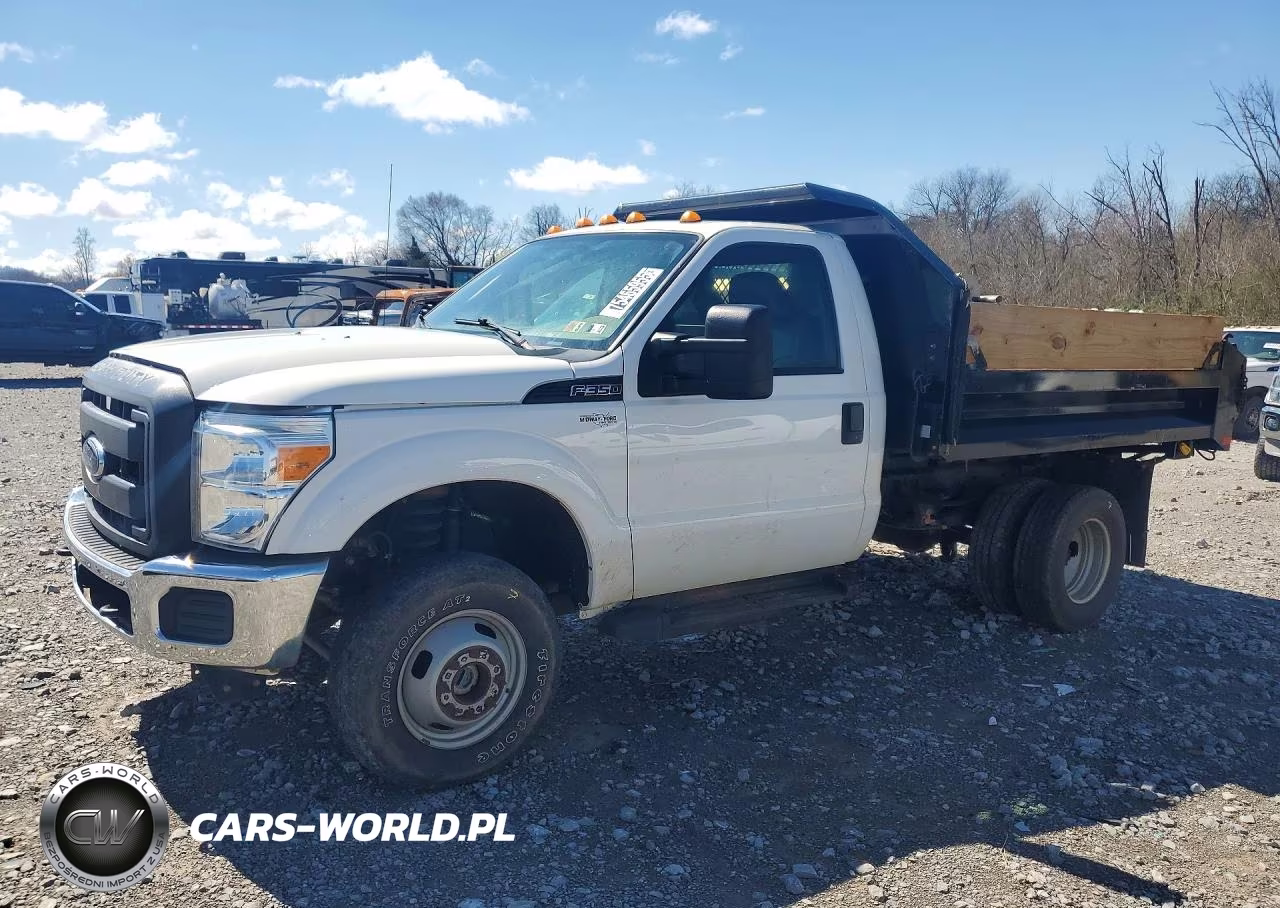 2016 Ford F350 Super Duty Dump Truck