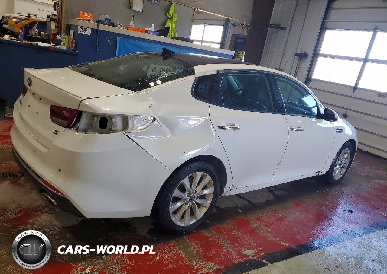 2018 Kia Optima Lx VIN:5XXGT4L39JG246953 - 3