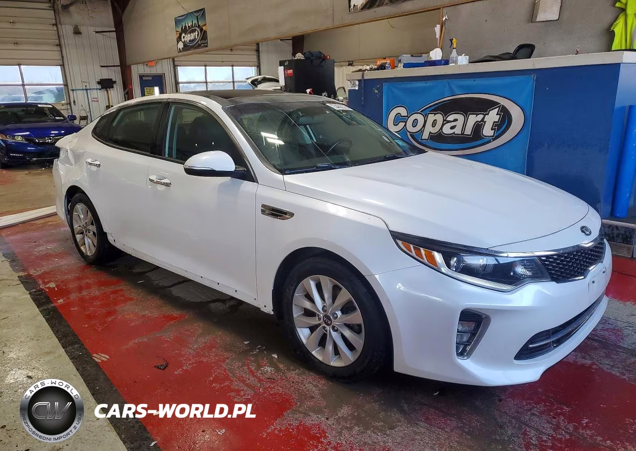 2018 Kia Optima Lx VIN:5XXGT4L39JG246953 - 4