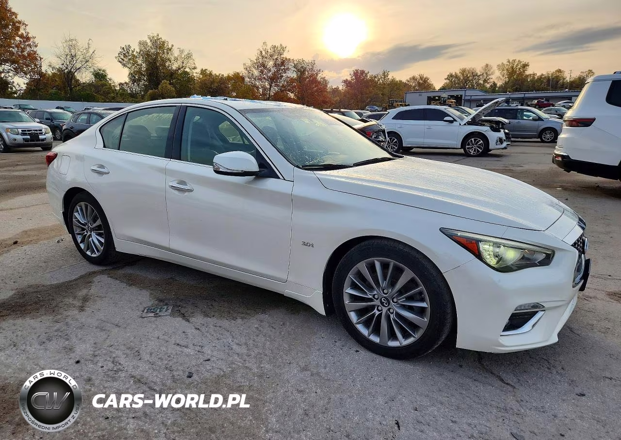 2018 Infiniti Q50 3.0T Luxe VIN:JN1EV7AR8JM433771 - 4
